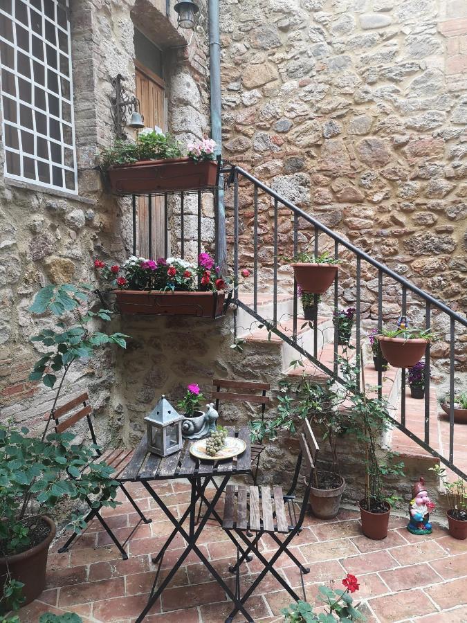 Antico Borgo Di Torri Alojamento de Acomodação e Pequeno-almoço Sovicille