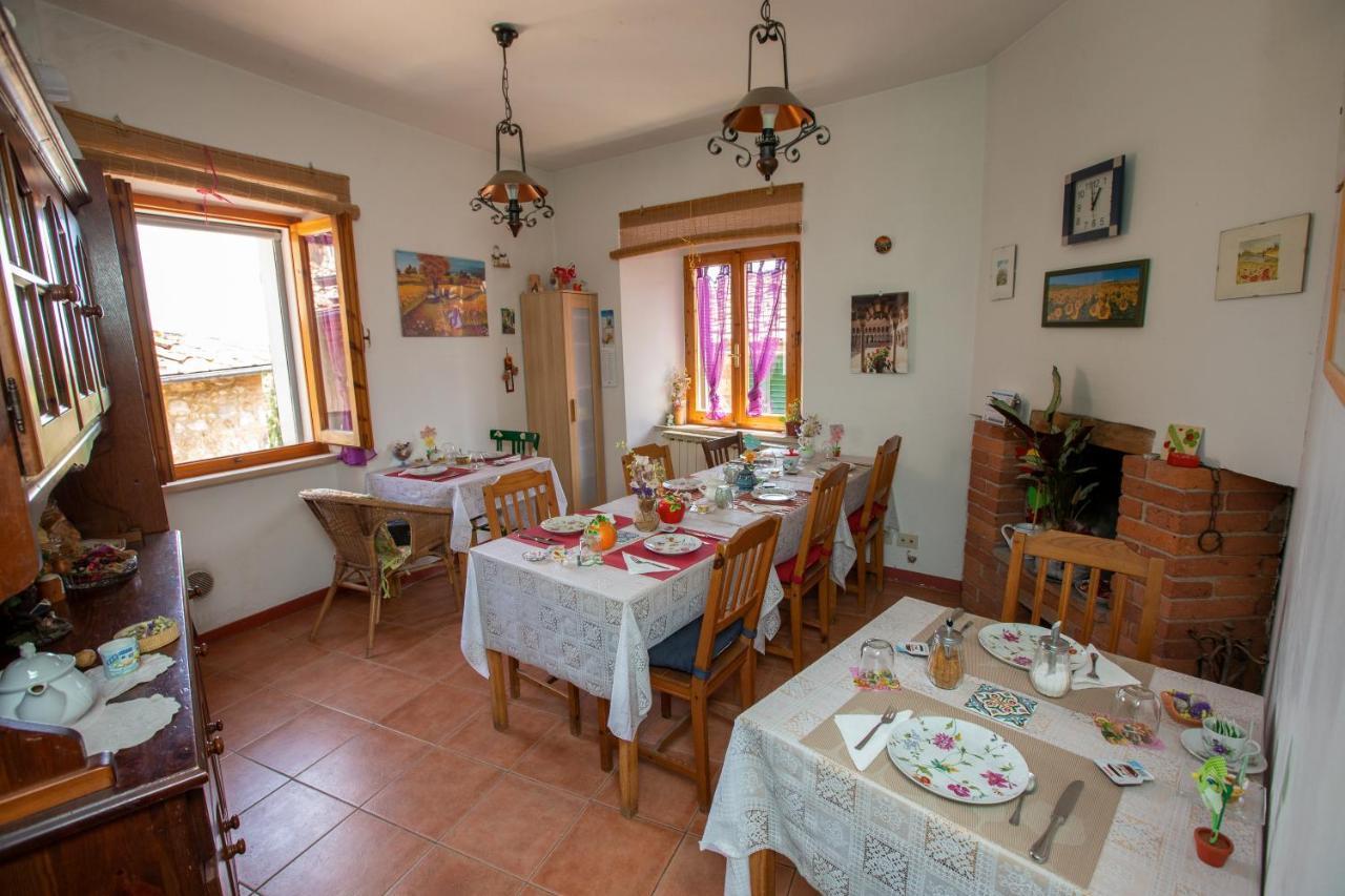 Antico Borgo Di Torri Alojamento de Acomodação e Pequeno-almoço 3*